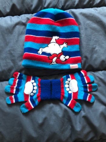 Bonnet et gants  en bon état 51cm