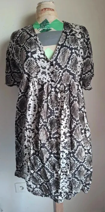 Robe ample imprimé bohème - style ethnique, Zara, légère, neuve, taille XS