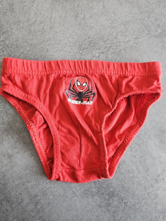 Lot de 3 slips garçon - 2/3 ans - Disney / Marvel - photo numéro 3