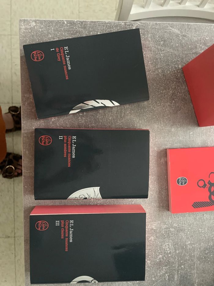 Livre Cinquante nuances de Grey - photo numéro 6