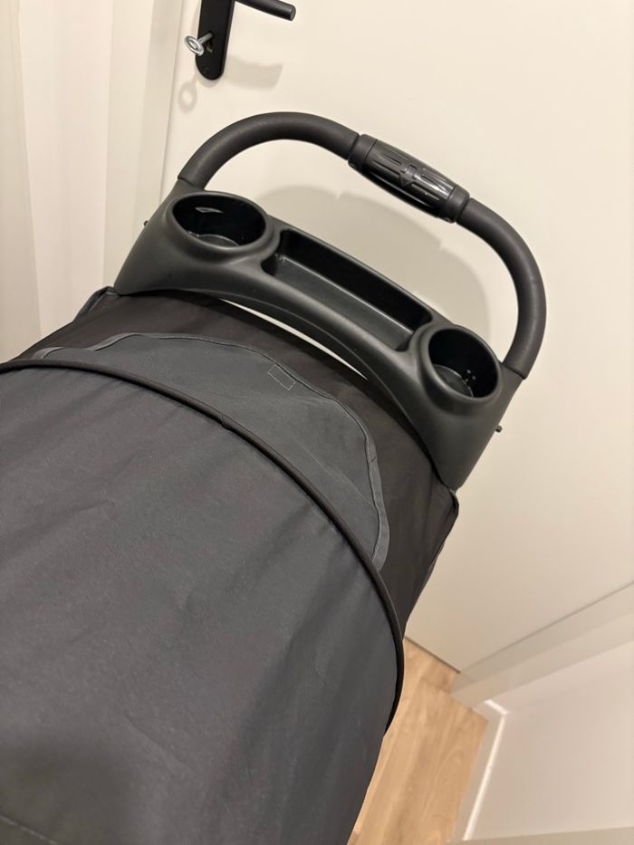 Pousette - photo numéro 4