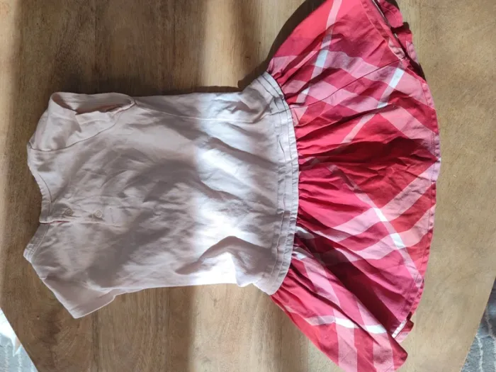 Robe d'été bebe Burberry 12 mois - photo numéro 2