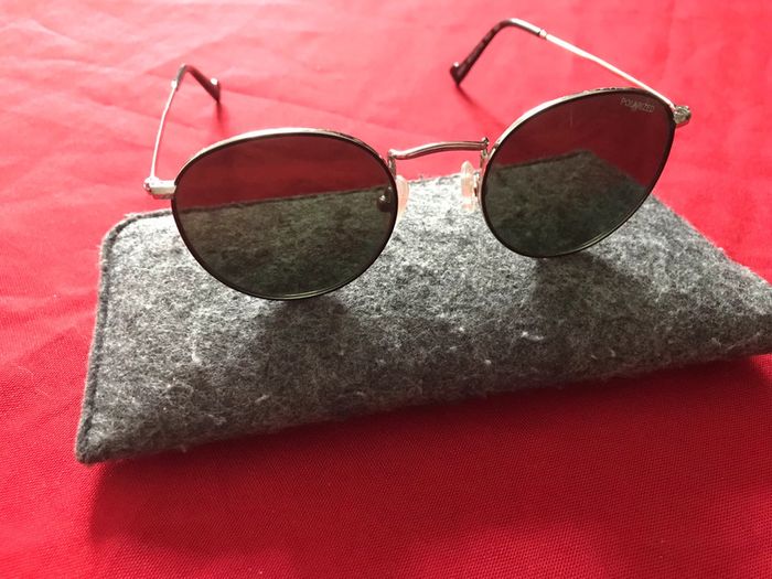 Lunettes de soleil marque Polarized - photo numéro 2