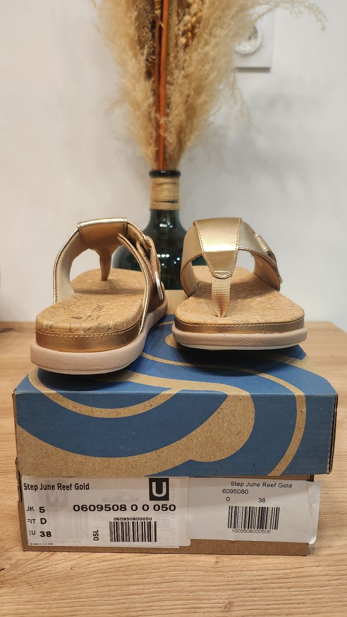 Sandales dorées –Clarks Step June Reef Gold – Taille 38 - photo numéro 3