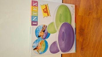 Fauteuil bouée Intex.