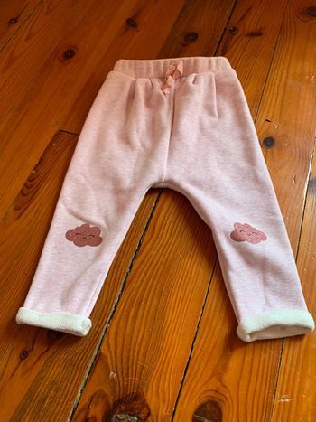Joggings rose kiabi 18 mois