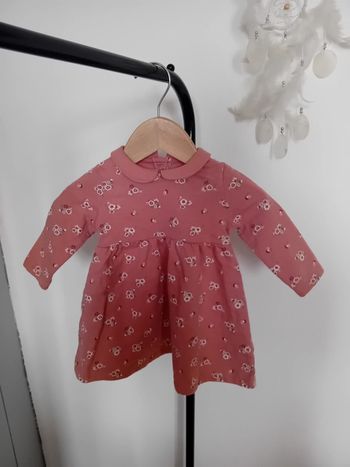 Robe à motifs fleurs 🌸 C&A - 3/6 mois