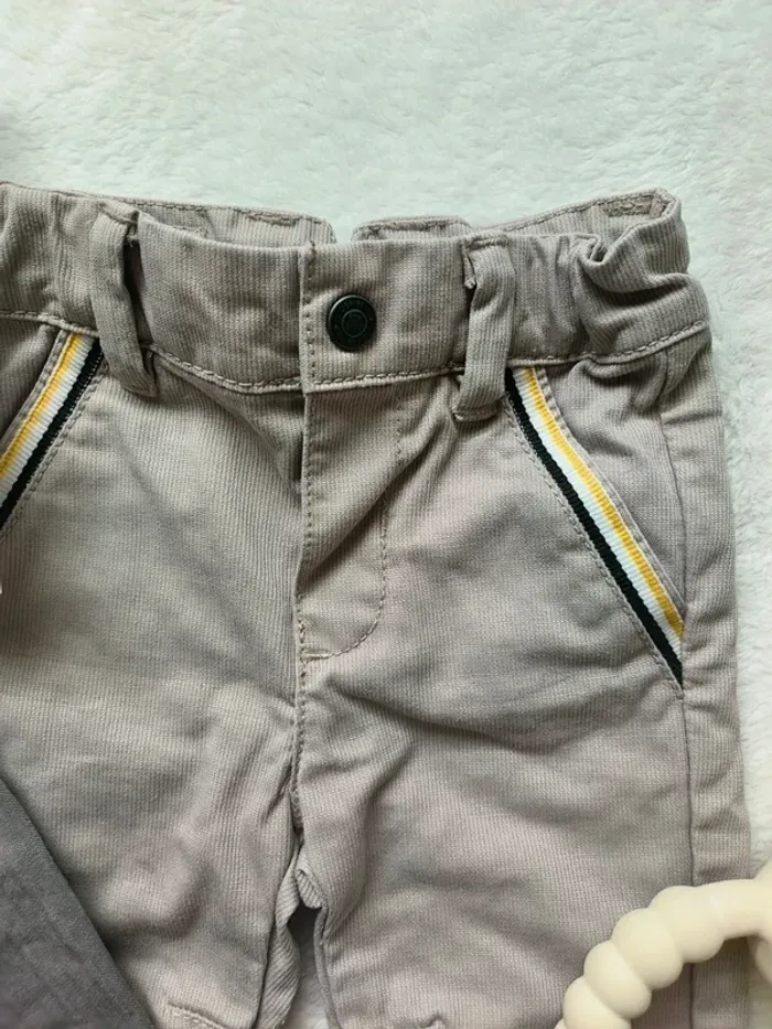 Lot 2 pantalons bébé 3 mois - photo numéro 2