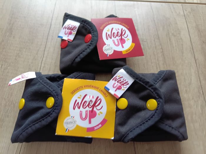 Serviettes hygiéniques lavables neuves la week Up
