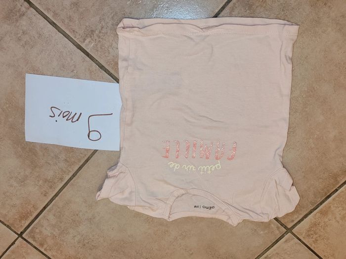 Lot de 9 t shirts - photo numéro 5