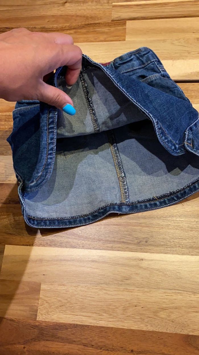 Jupe en jean bleue - photo numéro 4