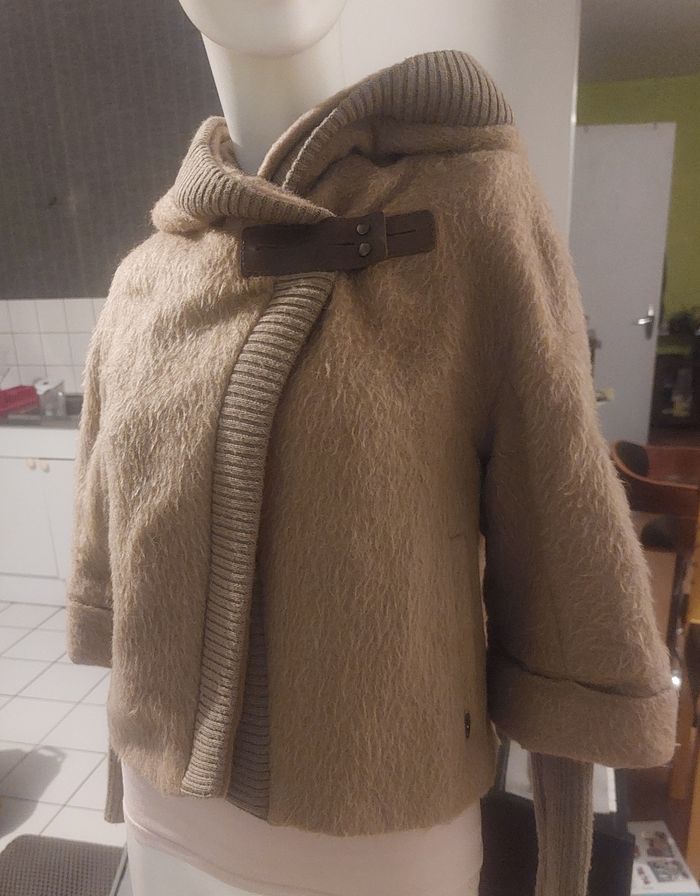 Manteau chaud et court Liu Jo en excellent état
