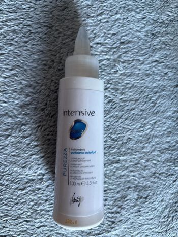 Vitality’s intensive purezza traitement anti pellicule