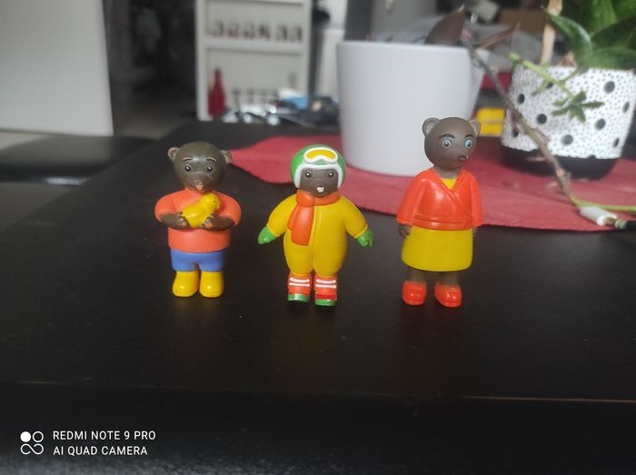 Lot figurines petit ours brun