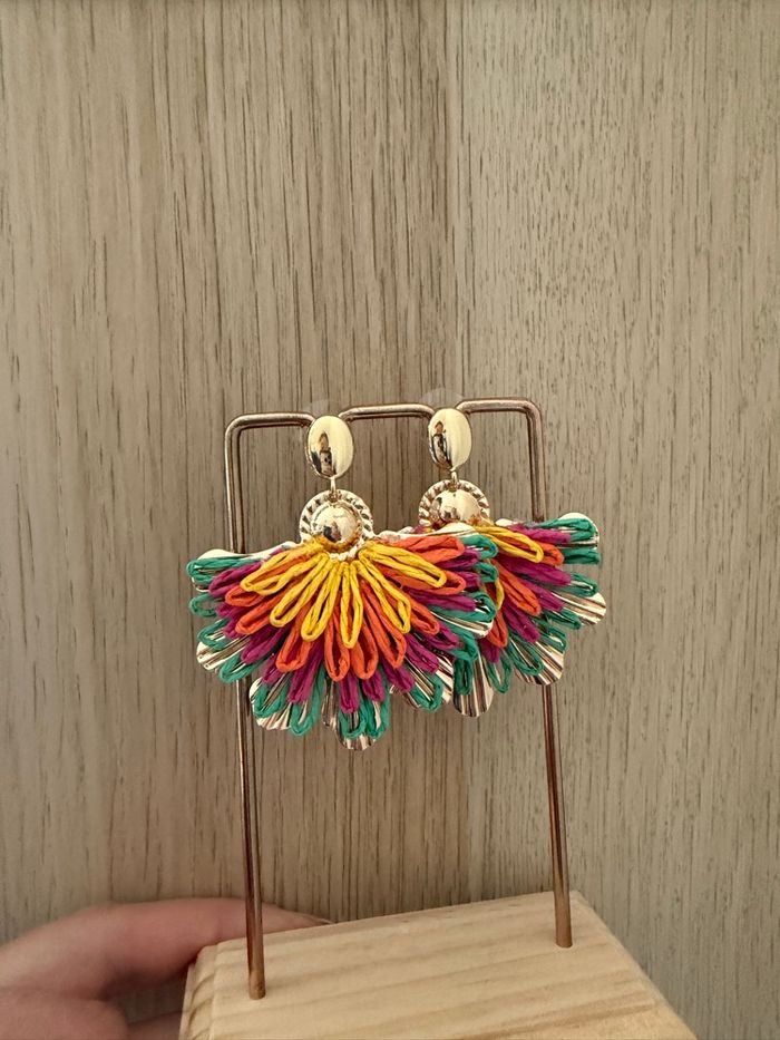 Boucles d'oreilles multicolores