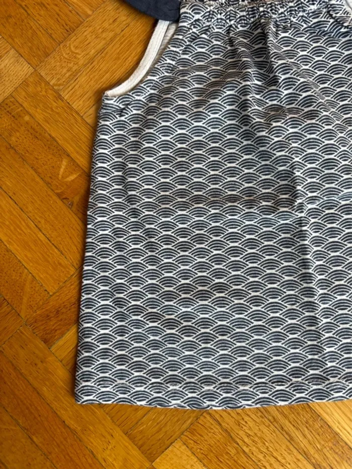 Débardeur Obaibi 6 mois neuf - photo numéro 3