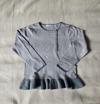 Pull okaidi 8 ans 128 cm