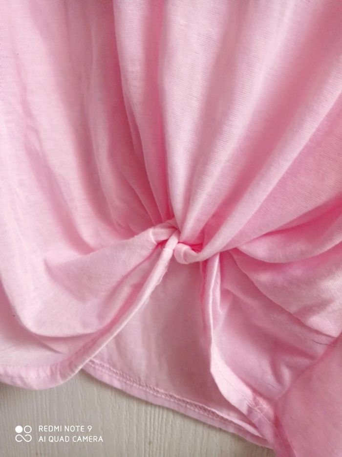 T-shirt long fin rose neuf - photo numéro 2