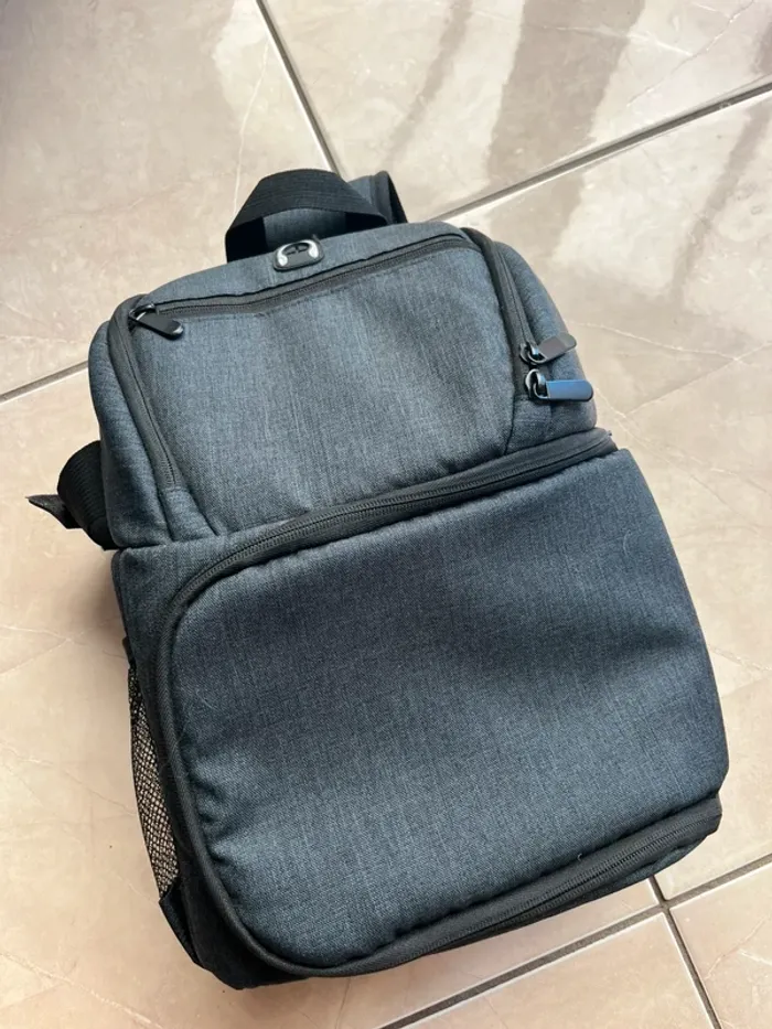 Sac à dos photo / multimédia compartimenté/ appareil photo – Noir, pratique et robuste - photo numéro 3