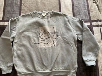 Sweat-shirt pull & bear TM très bon état 