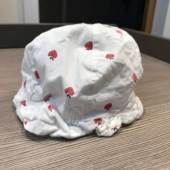 Chapeau été 0/3 mois Kiabi