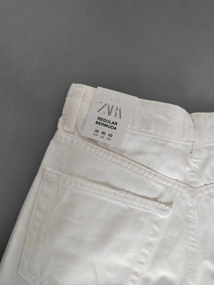 Short / bermuda Zara
Coton
Blanc
Taille 32
Neuf avec étiquette - photo numéro 3