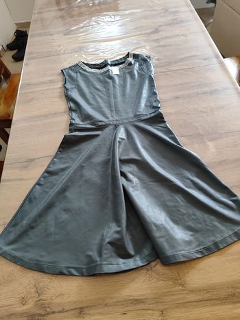 Robe Mini Pulcino Grise, Taille 38 - Style Patineuse avec Détails Brillants !