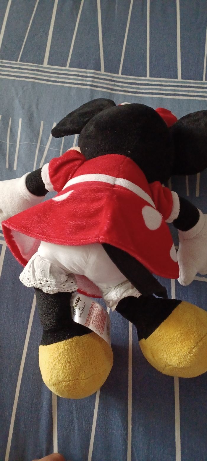 Très jolie petite peluche minnie lisez bien l'annonce surtout - photo numéro 7