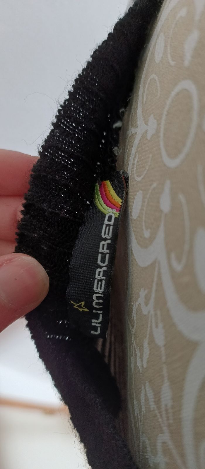 Pull à rayures gris, blanc et noir - photo numéro 3