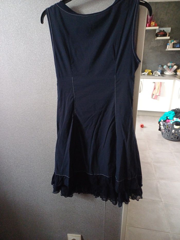 Jolie robe - photo numéro 2