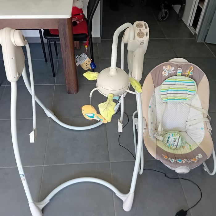 Balancelle multis fonctions peu utilisée et pratiquement neuve - photo numéro 2