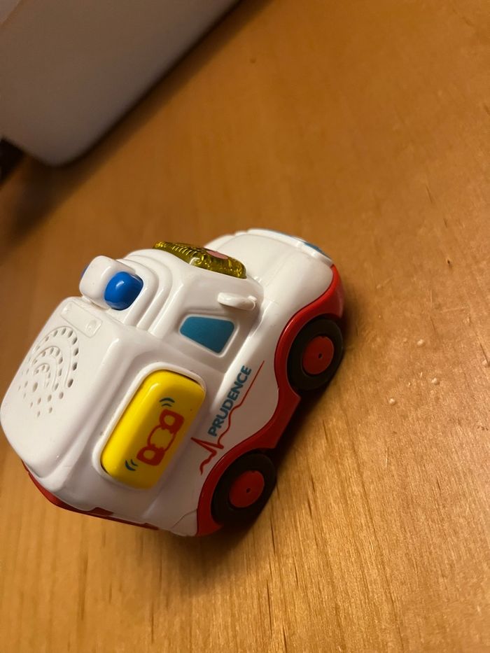 Tut tut bolide - photo numéro 3