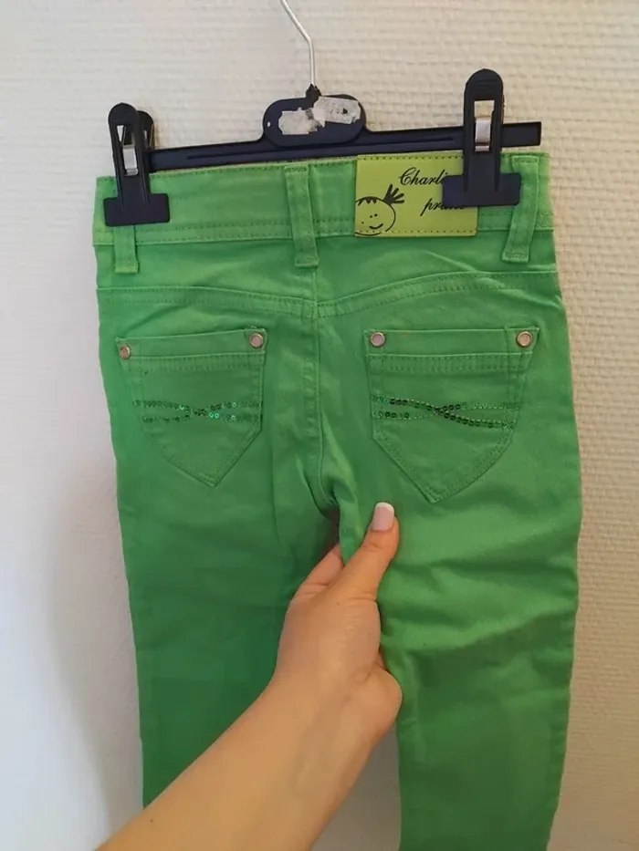 Pantalon neuf fille 3ans 98% coton - photo numéro 4