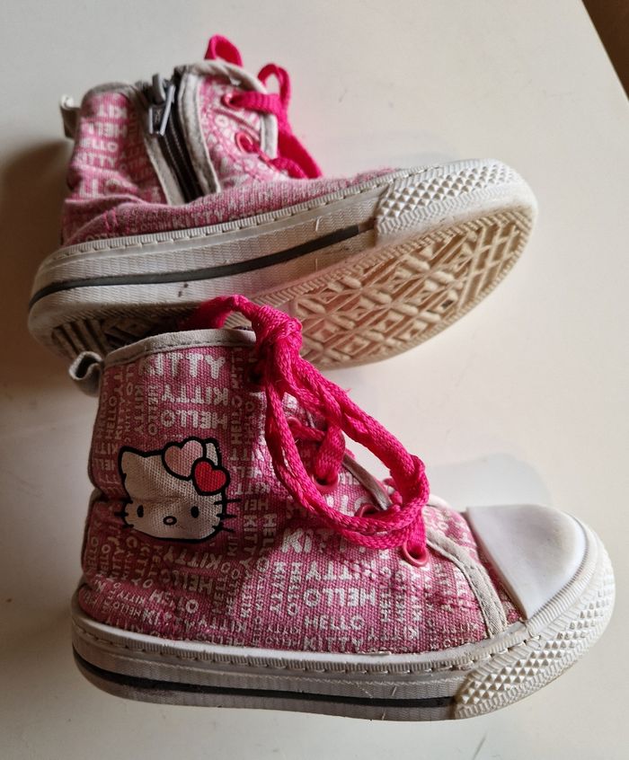 Basket haute pointure 25 Hello kitty pour fillette - photo numéro 6