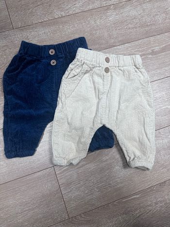 Lot pantalons taille 3 mois