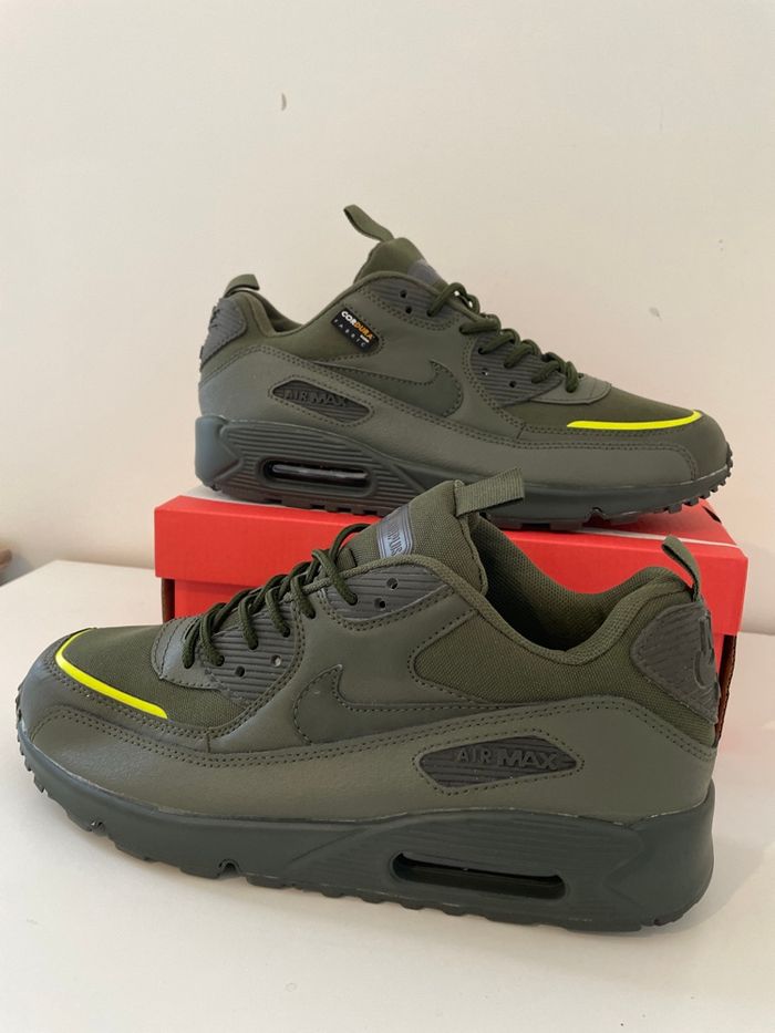 Air Max 90 exclue