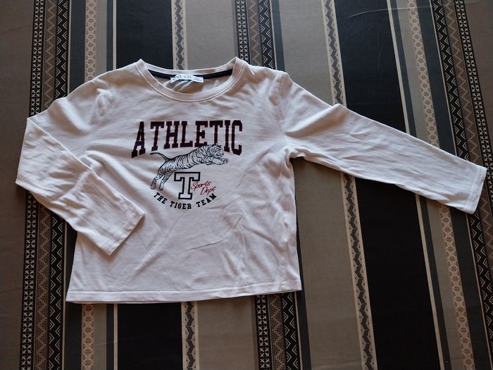 Lot de 4 tee-shirts manches longues 8 ans - photo numéro 4