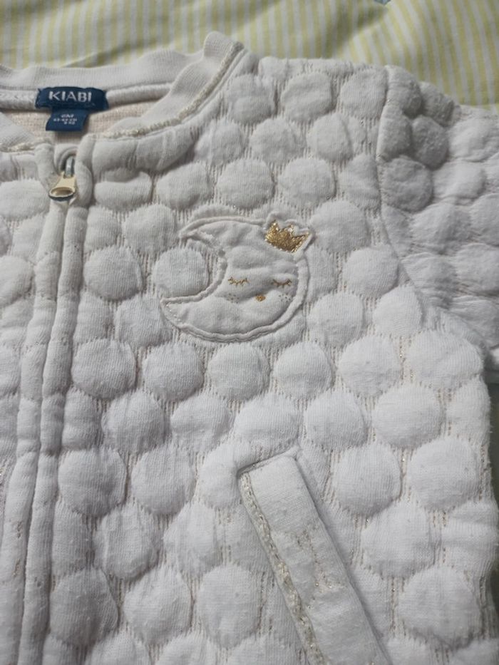 Sweat 6 mois - photo numéro 2