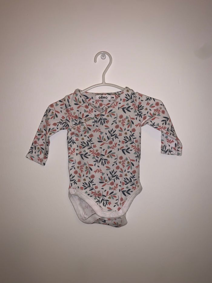 Body neuf 3 mois Gémo