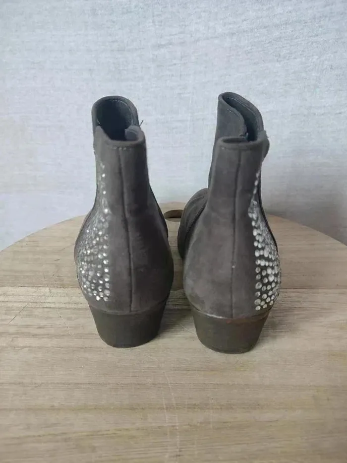 Bottines grises - photo numéro 5