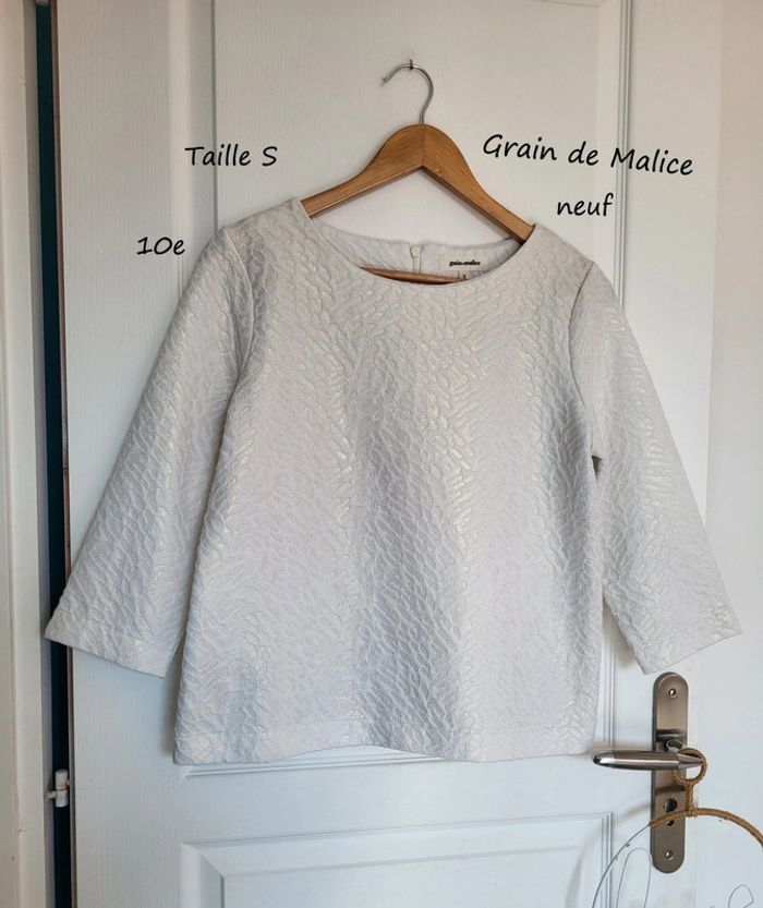 Magnifique sweat grain de malice taille S etat neuf