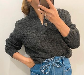 Superbe Pull Gris Chiné Avec  Boutons Taille M