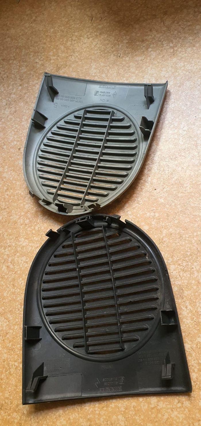 Grilles cache hauts parleurs - photo numéro 2