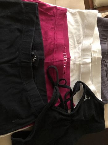Lot de 4 leggings + 1 brassière fille 10 ans