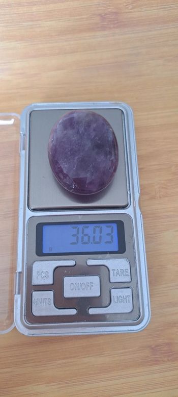 Galet poli en Améthyste – 36,03 g