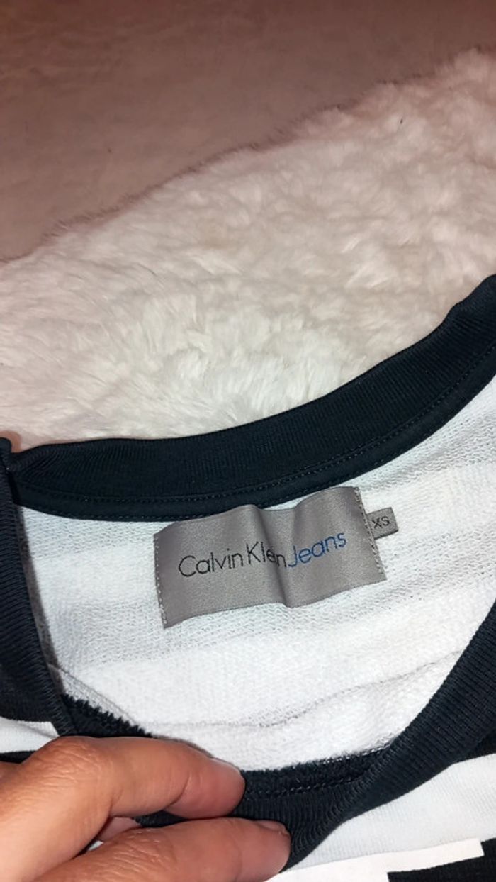 Pull calvin klein - photo numéro 3