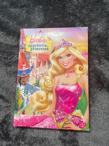 Barbie apprenti princesse livre