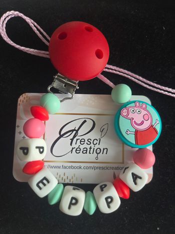 Attache tétine silicone peppa pig