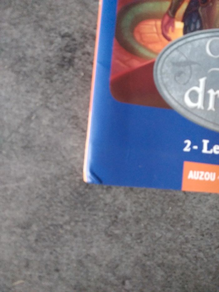 Lot livre l'île aux dragons - photo numéro 2