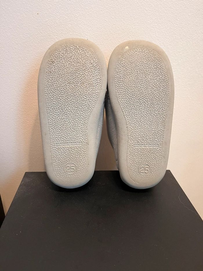 Chaussons gris - photo numéro 4